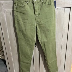 Crown and Ivy jeans size 8 green